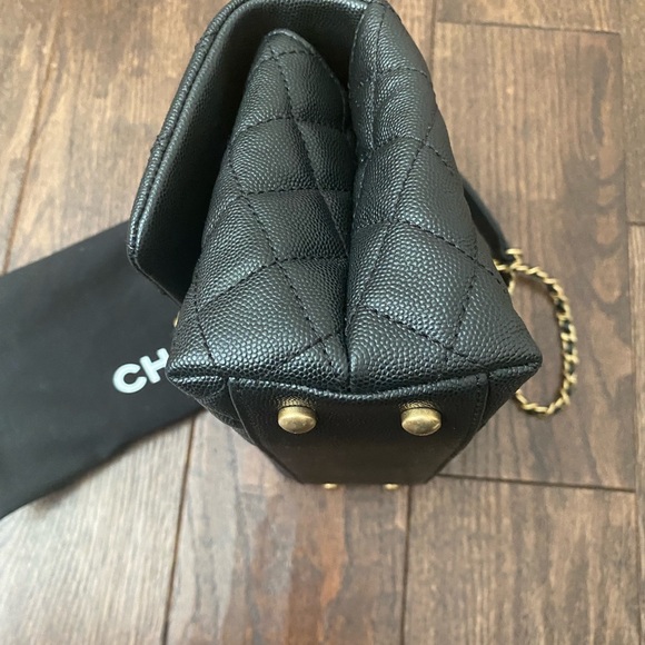 SOLD Chanel Mini Coco Handle - Picture 4 of 15